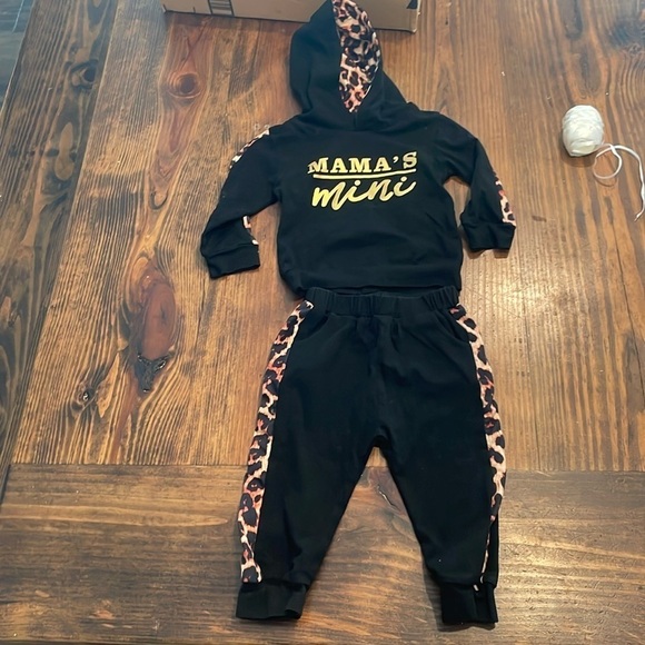 SHEIN Other - SHEIN: Mama’s Mini Outfit